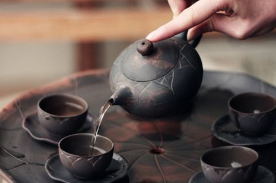 坭興陶主要泡什么茶，廣西坭興陶壺適合泡哪些茶？