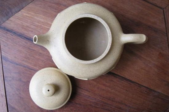 本山綠泥怎么分辨真假，真正的本山綠泥紫砂壺怎么鑒別？