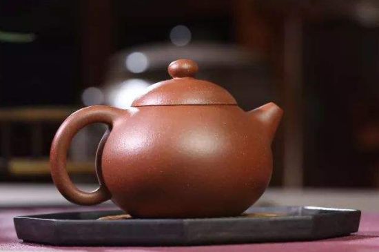 本山綠泥壺適合沖泡什么茶，紫砂壺本山綠最適合什么茶？