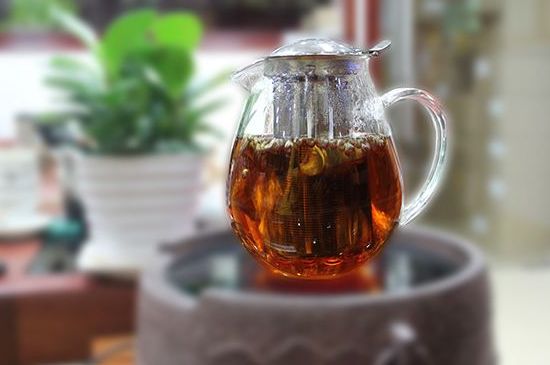福鼎白茶要喝老的嗎，為什么喝白茶要喝老茶存新茶？