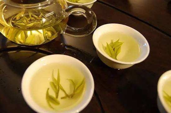黃茶不適合哪些人喝，黃茶的功效與作用禁忌