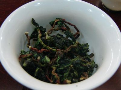 鐵觀音毛茶茶梗可以泡水喝嗎，鐵觀音帶梗是不是好茶？