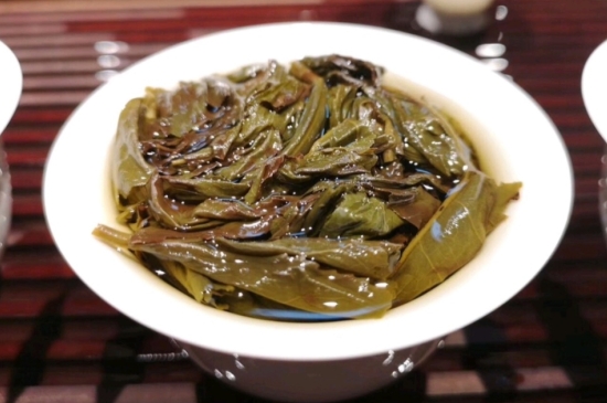長期喝巖茶會上火嗎？巖茶這樣喝了容易上火！