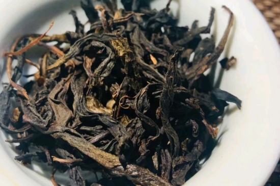 長期喝巖茶會上火嗎？巖茶這樣喝了容易上火！