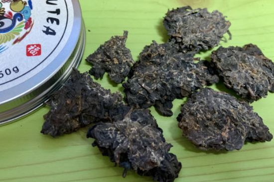 怎么知道涇渭茯茶是否變質，茯磚茶金花和發霉的區別