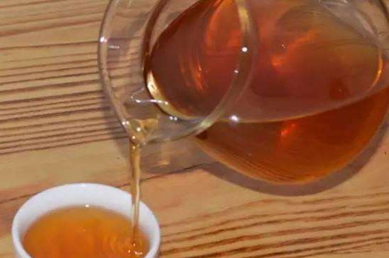 伏茶里的金花是黃曲霉素嗎，金花茯茶里的是什么菌