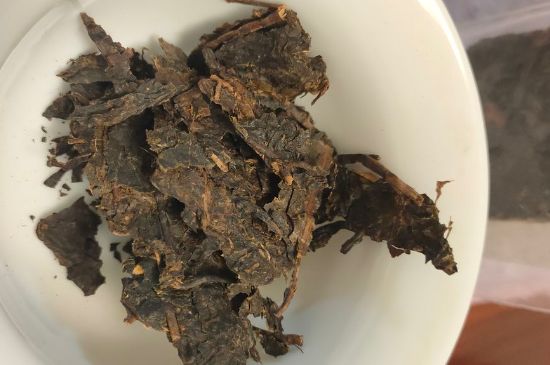 一天什么時候喝黑茶最好，喝黑茶一天最佳時間和季節(jié)