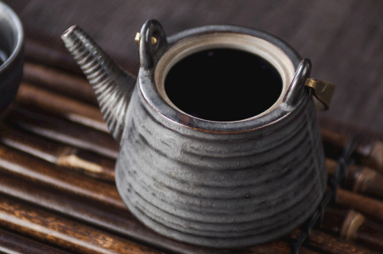 黑茶用什么壺煮最好，黑茶用什么煮效果好？