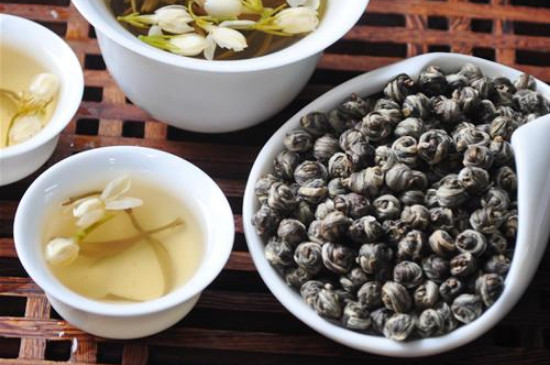 茉莉龍珠一次泡幾顆，茉莉龍珠一一杯放幾顆