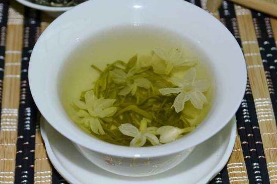 碧潭飄雪是什么檔次的茶，碧潭飄雪屬于什么檔次？