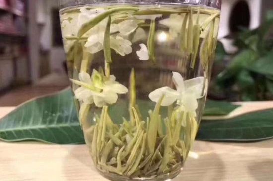 茉莉銀針屬于什么茶，茉莉銀針適合什么人喝？