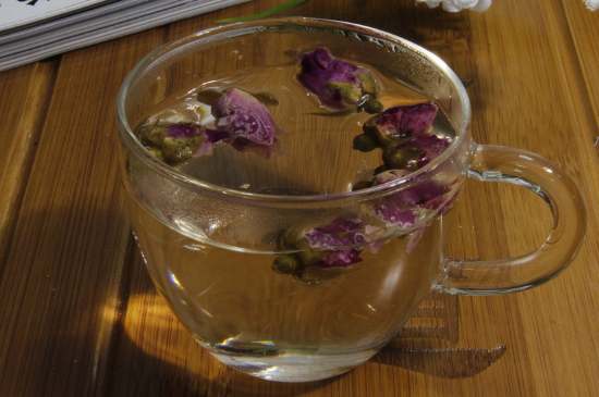 怎么判斷玫瑰花茶好不好，玫瑰花茶怎么樣鑒別