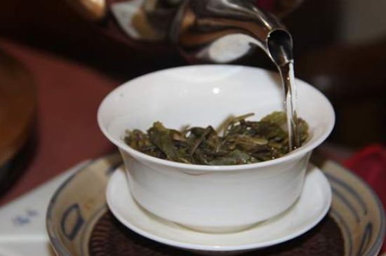 各類茶的注水方式，不同的茶泡茶時怎么注水