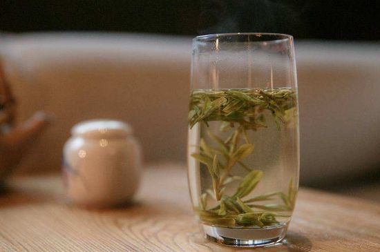 冷泡茶用什么茶葉最好，什么樣的茶適合冷泡？