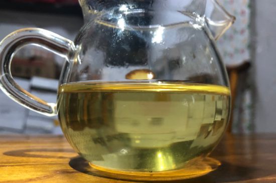 香精茶喝多了會怎么樣，茶葉加香精有什么害處？