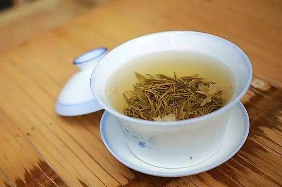 茉莉香精茶的鑒別方法，茉莉茶加香精怎樣識別？