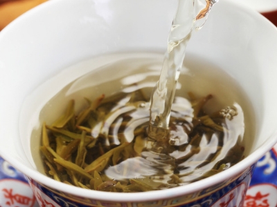 安吉白茶的功效與作用，簡單概括安吉白茶功效