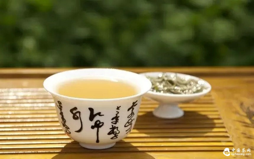 合縱連橫則共贏，單打獨斗則滅亡