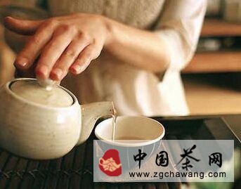 熱茶絕對(duì)不能飲 七大抗癌功效變8倍致癌