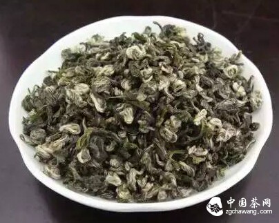 如何鑒別碧螺春是否人工“上色”？