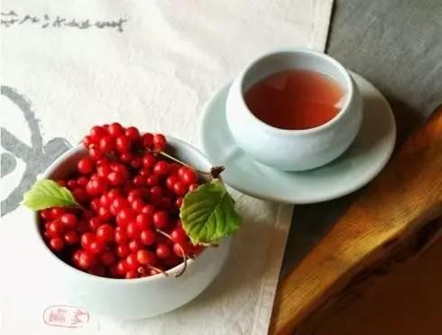 “夏喝綠 冬喝紅”？這5種茶才最適合夏天
