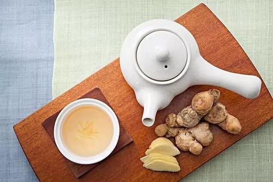 “夏喝綠 冬喝紅”？這5種茶才最適合夏天